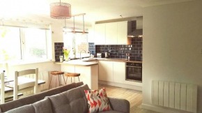 2 Bedroom Flat, walking distance to Windsor town centre